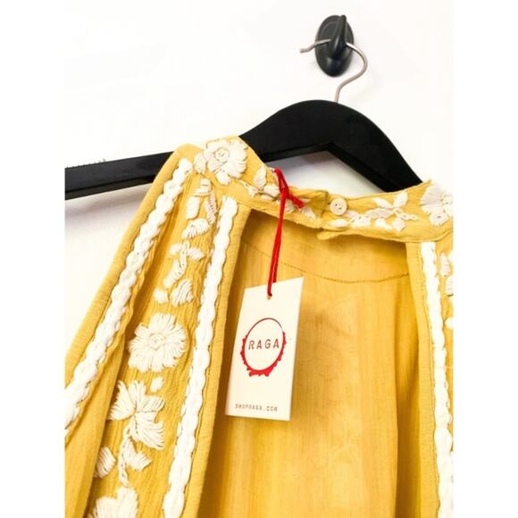 RAGA Yellow Embroidered Romper Small New - Picture 6 of 9